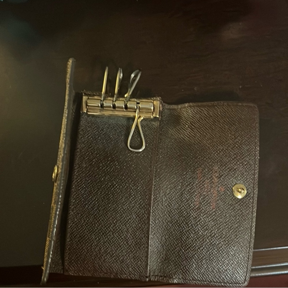 Brown lv key holder